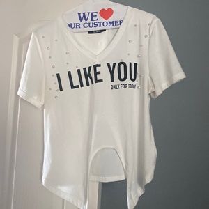 Graphic Tie up TShirt embellished with pearls